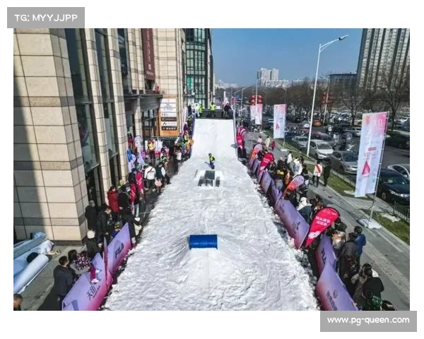 沙坪坝青少年滑雪锦标赛14日开赛 融创茂热雪奇迹亮相夜赛精彩纷呈 沙坪坝青少年滑雪锦标赛14日开赛 融创茂热雪奇迹亮相夜赛精彩纷呈