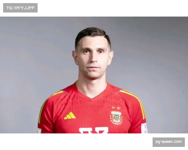 阿斯顿维拉门将马丁内斯多次神扑 力保球队主场全取三分